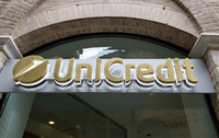 Unicredit streicht 8000 Stellen