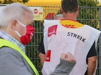 Tausende Postler machen bei Warnstreiks mit - Samstag geht es weiter