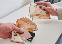 DGB fordert mehr Tempo für gleiche Bezahlung