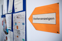 Womit Arbeitgeber in Stellenanzeigen locken