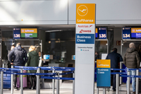 Lufthansa Bodenpersonal bekommt 4,65 Prozent mehr